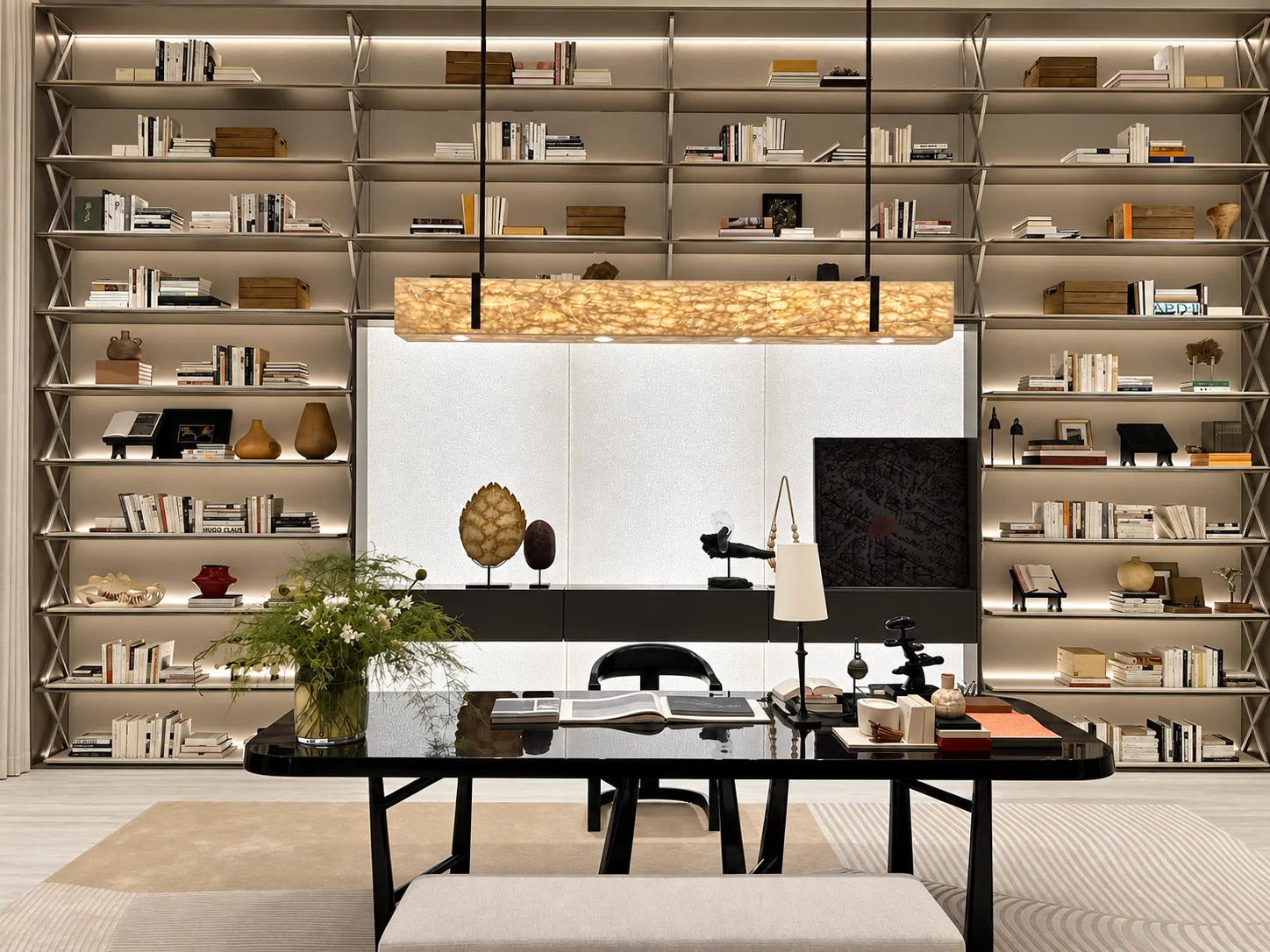Living room | Display around a central screen